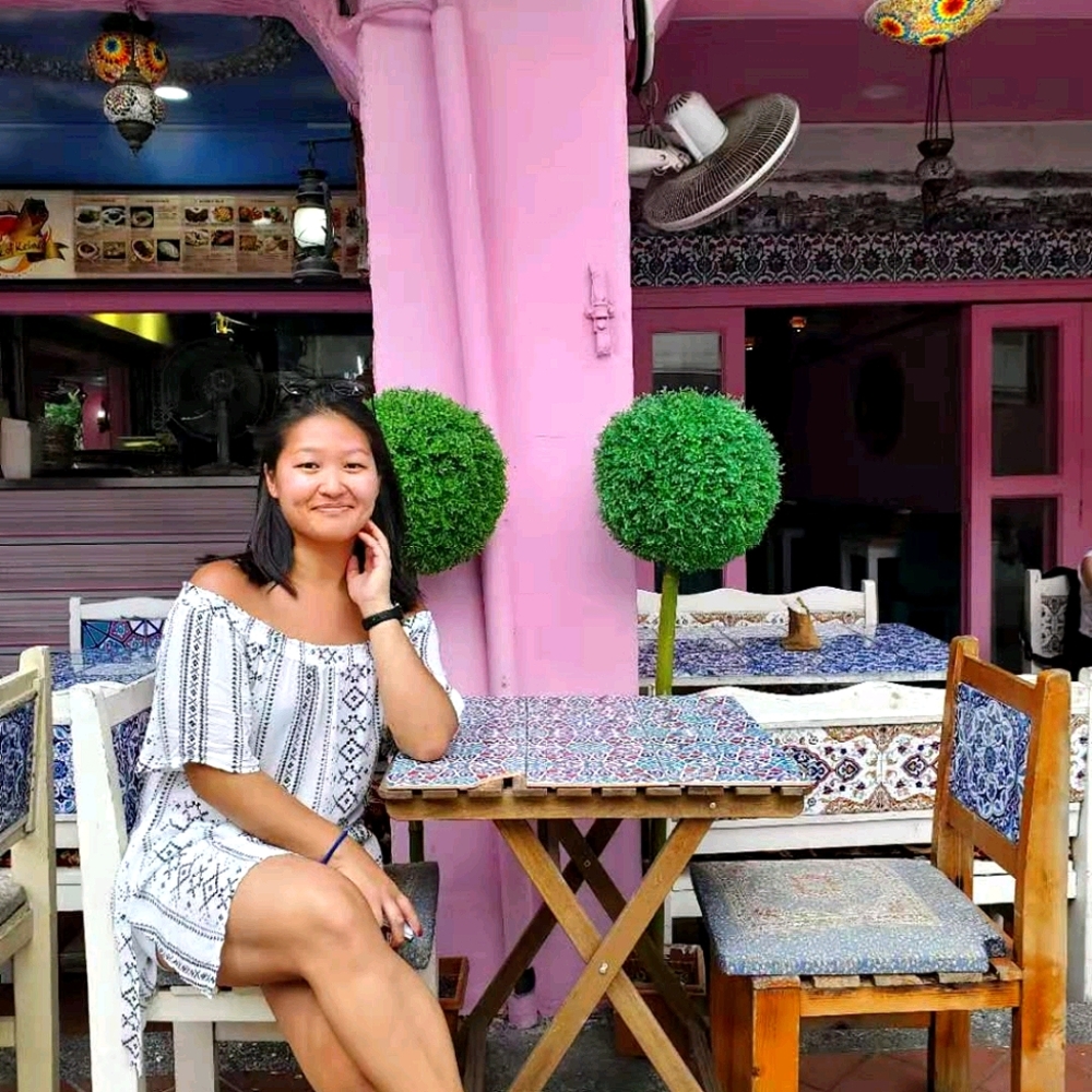 Meet your Posher, Jennifer